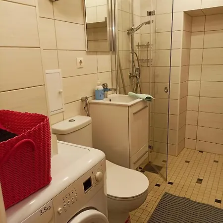 Apartamento Cozy Veerenni Tallin